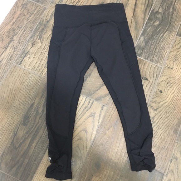 Lululemon Seek The Heat Crop (6) - Picture 6 of 7